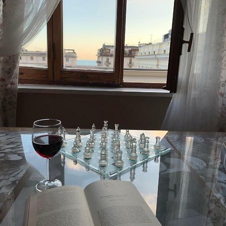 살레르노 Corso Vittorio Emanuele Luxury House 아파트 외부 사진