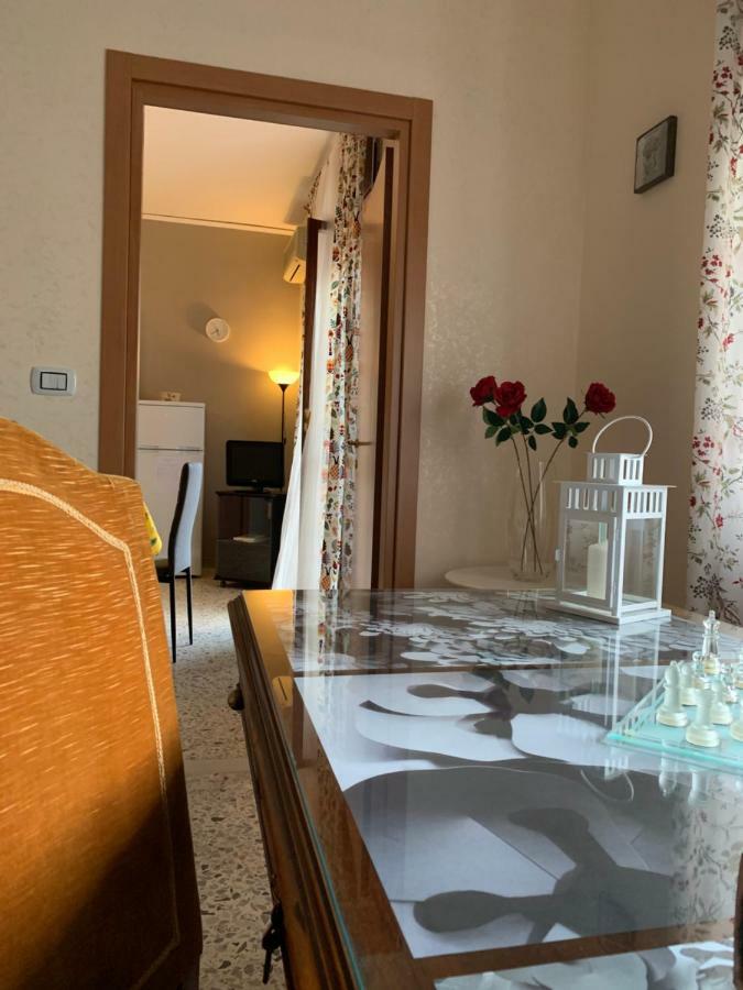 살레르노 Corso Vittorio Emanuele Luxury House 아파트 외부 사진