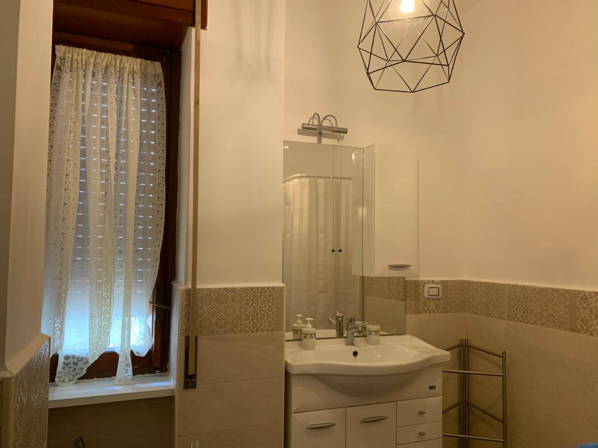 살레르노 Corso Vittorio Emanuele Luxury House 아파트 외부 사진